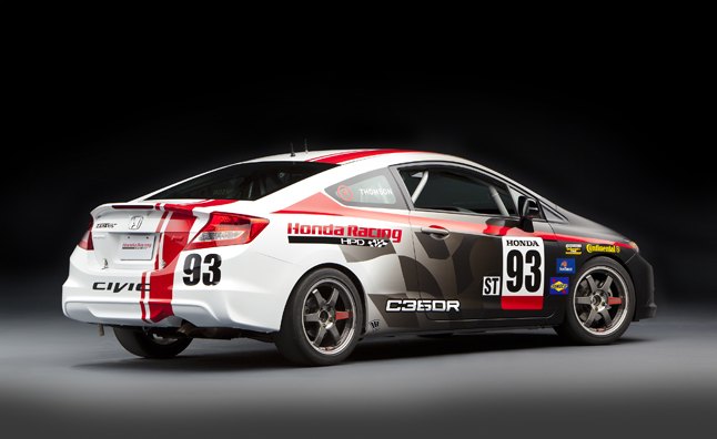 Watch a Honda Civic Si Transformed Into a Race Car in 7 Minutes – Video