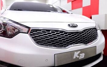 2014 Kia Forte Teased at South Korean Mall – Video