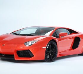 2013 Lamborghini Aventador Gets Cylinder Deactivation