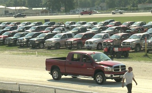 273-Strong RAM Pickup Parade Set New Guinness World Record – Video