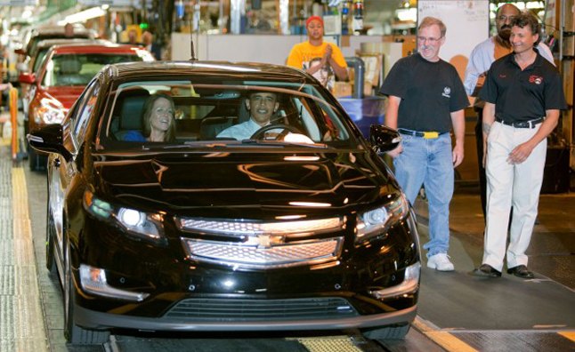 Barack Obama, Mitt Romney Banned From GM, Chrysler