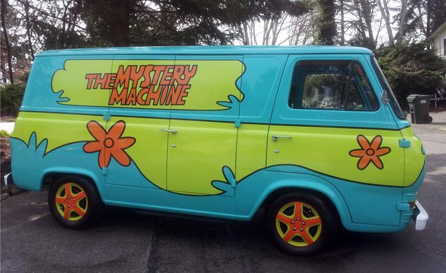 'Mystery Machine' Van Headed for Barrett-Jackson