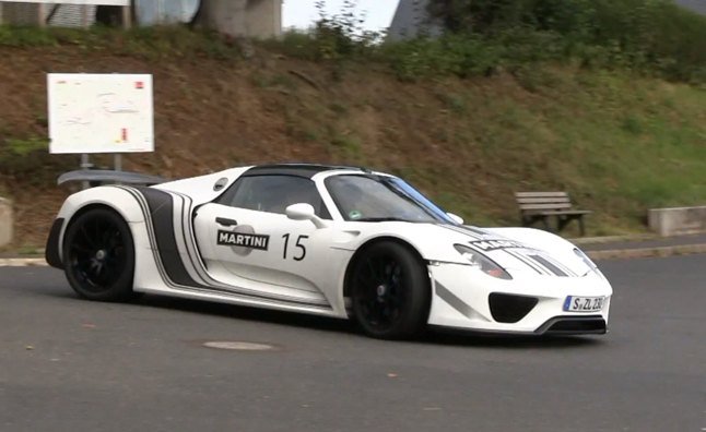 Porsche 918 Spyder Captured in Video