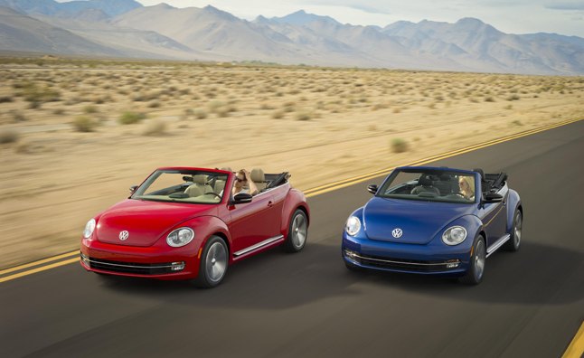 2013 Volkswagen Beetle Convertible Unveiled Before L.A.