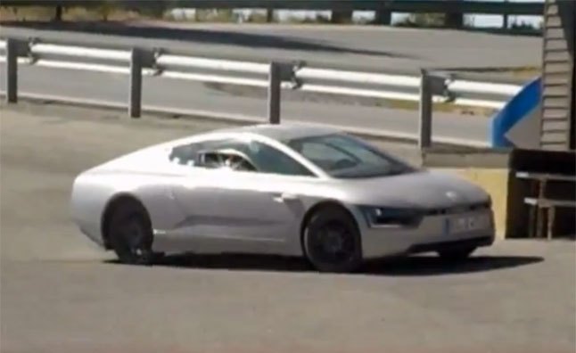 Volkswagen XL1 Caught Testing in Spain – Video