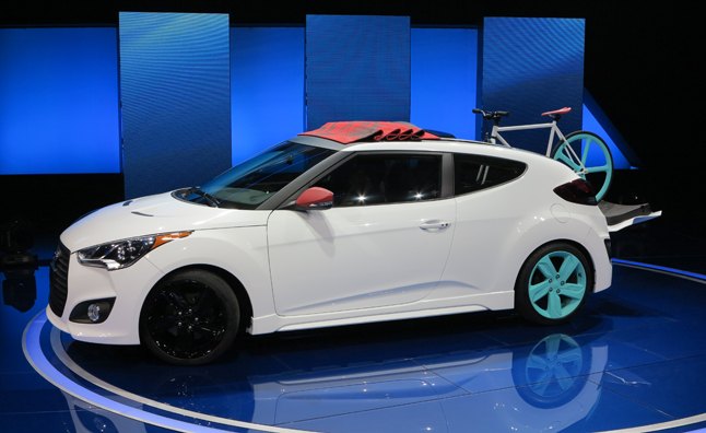 Hyundai Veloster C3 Roll Top Concept is a Versatile Convertible: 2012 LA Auto Show