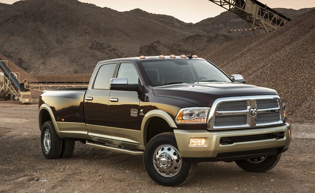 2013 Ram 3500 Blows Away Competition With 30,000 Pound Tow Rating
