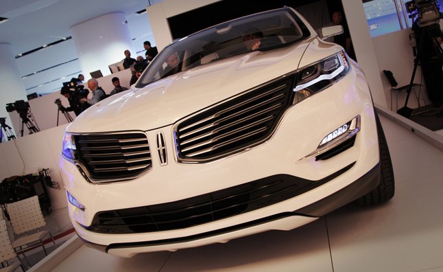 Lincoln MKC Crossover Concept Debuts at 2013 Detroit Auto Show