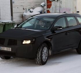 Refreshed Volvo XC60 Spied Testing
