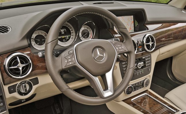 2013 Mercedes-Benz GLK350 4MATIC.