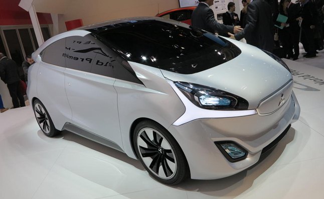 Mitsubishi Concept CA-MiEV is a Grown-Up EV for Suburbanites: 2013 Geneva Motor Show