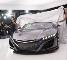 Acura 'Gears Up' to Take NSX Racing