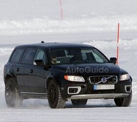 Volvo XC90 Refresh Spied Testing