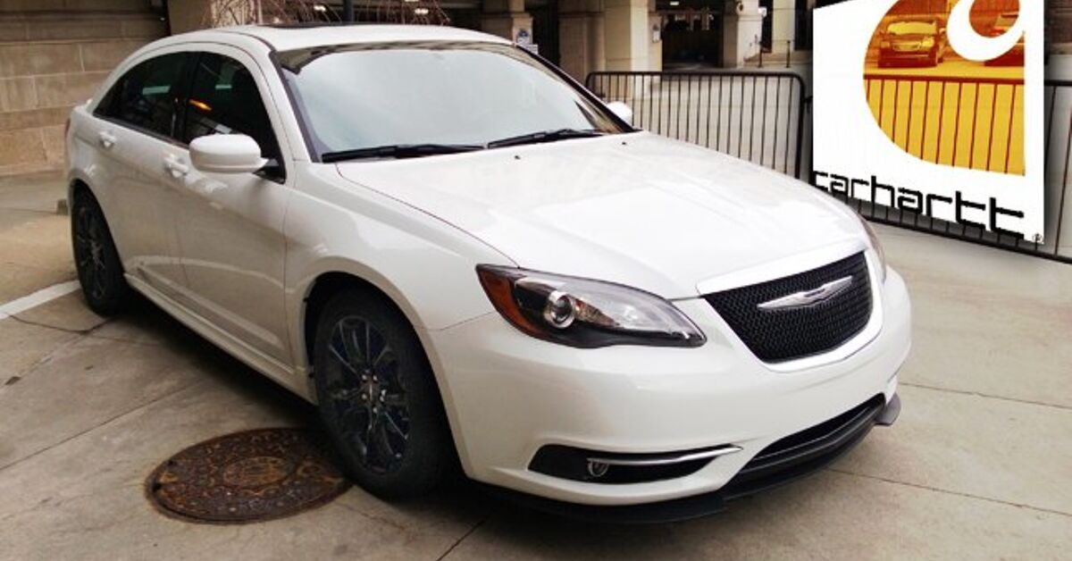 Просторный салон с удобными сидениями