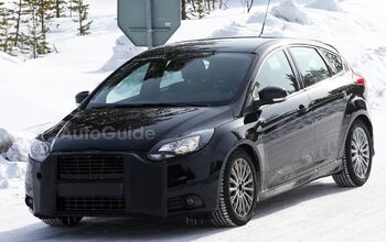 2015 Ford Focus RS Mule Caught in Spy Photos