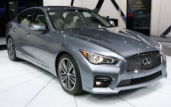 2014 Infiniti Q50 Costs $37,355, Comes With Free IPad