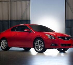 Nissan Altima Coupe Likely Discontinued: Exec Says