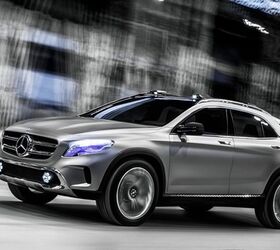 Mercedes GLA Concept is a Mobile Movie Projector