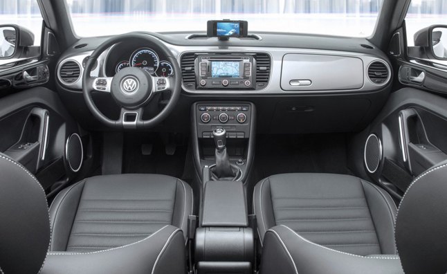 Volkswagen IBeetle Unveiled With Built-in IPhone Dock