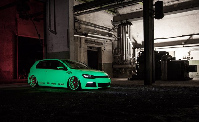 Glow-in-the-Dark VW Golf Will Play With Your Emotions