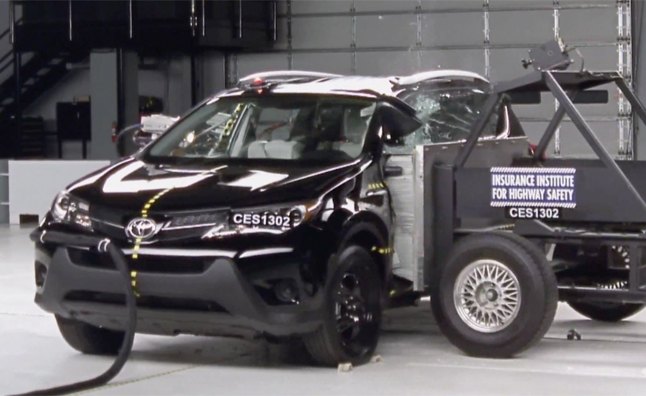 2013 Toyota RAV4 Named IIHS Top Safety Pick – Video