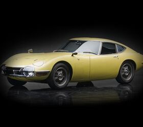TOYOTA アシェット2000GT This Toyota 2000GT model in 1/8 scale will cost $1,700 and