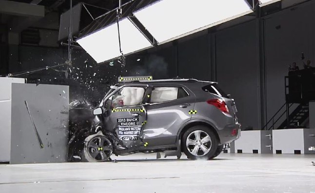 Overlap Test Small SUVs Fare Poorly in IIHS Small Overlap Crash Test | AutoGuide.com