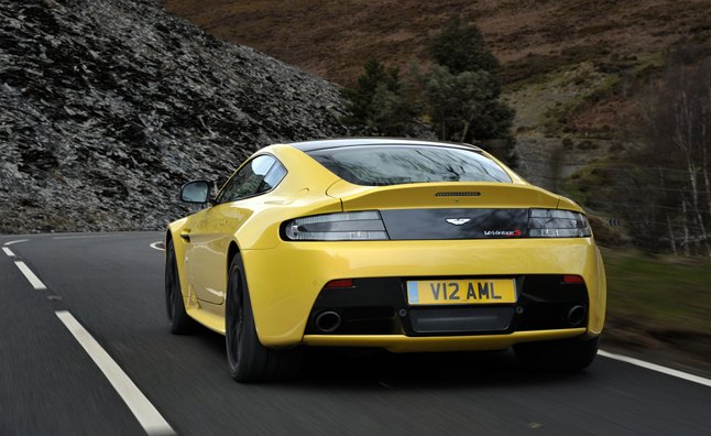 Aston Martin V12 Vantage S Detailed in Stunning Video