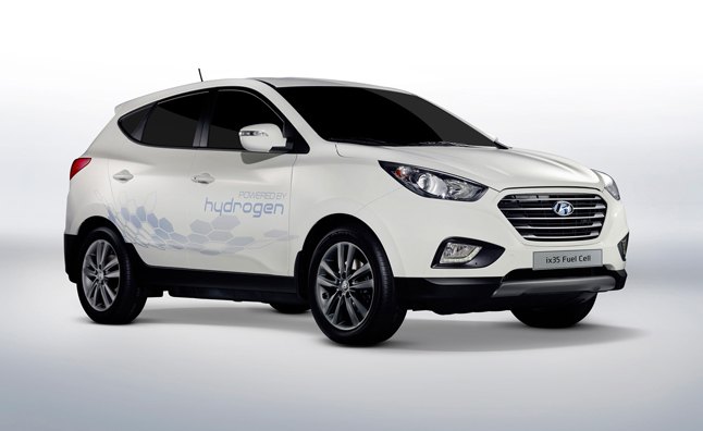 Hyundai Tucson Hydrogen Car Delivery Begins in Europe