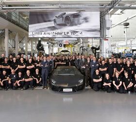Lamborghini Aventador Production Hits 2,000 Milestone