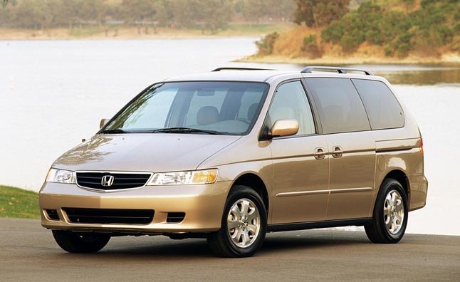 2003 Honda Odyssey.