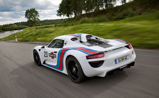 Porsche 918 Spyder Testing in Extreme Heat – Video