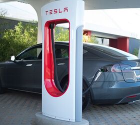 Charging in Under 10 Minutes Coming: Tesla Exec Says
