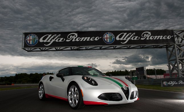Alfa Romeo 4C Limited to 3,500 Units Per Year | AutoGuide.com