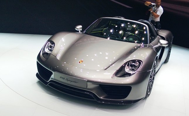 Porsche 918 Spyder Makes Global Debut in Frankfurt