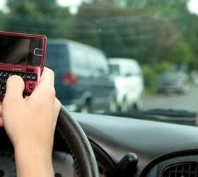 22 percent of drivers engage in distracted driving study
