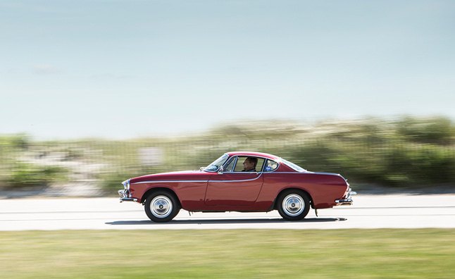 Volvo P1800 to Drive Three-Millionth Mile Today