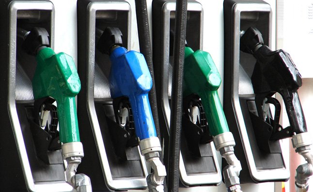 Average Gas Prices Fall for 22 Consecutive Weeks: AAA