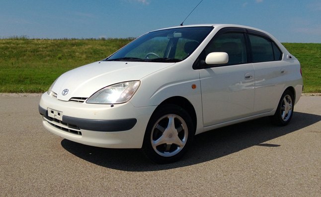 Toyota Prius 1997: Đánh Giá Xe Hybrid Đời Đầu, Tiết Kiệm Nhiên Liệu, Giá Tốt 5 Ưu và Nhược Điểm Toyota Prius 1997: Cái Nhìn Khách Quan Trước Khi Quyết Định