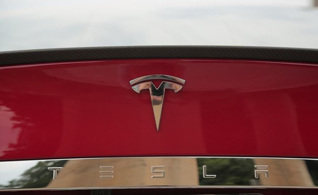 Daimler Wants Further Cooperation With Tesla