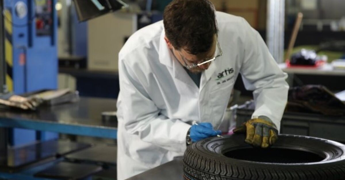 Color Changing Tires Warn of Winter Weather | AutoGuide.com