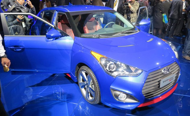 2014 Hyundai Veloster Turbo R-Spec Video, First Look