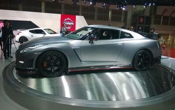 2015 Nissan GT-R and GT-R NISMO Video, First Look
