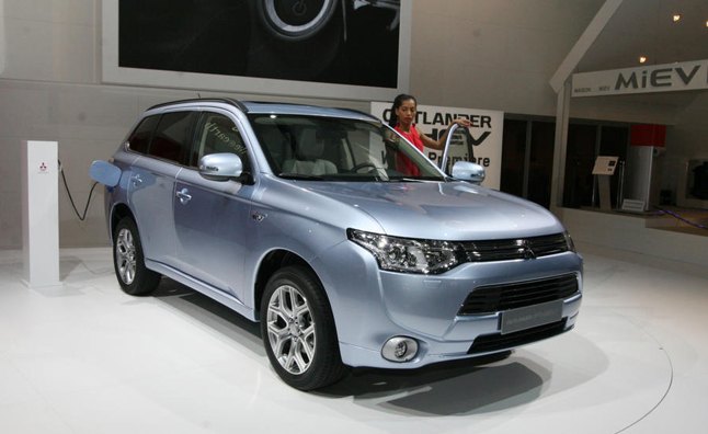 Mitsubishi Outlander PHEV Delayed by Battery Shortage