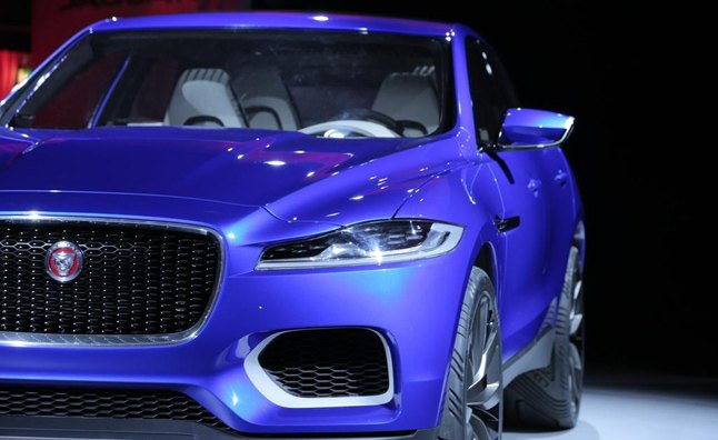 Jaguar Sports Sedan to Launch in 2015 With 4-Cylinder Power, AWD