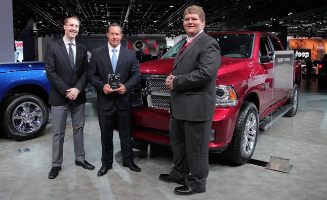 AutoGuide.com Hands Out the Hardware at the 2014 Detroit Auto Show ...