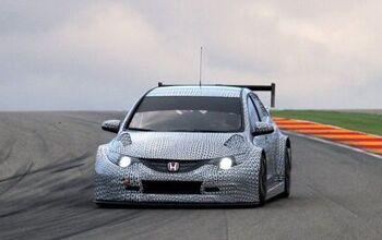 Honda Civic WTCC Race is Wide and Wingy