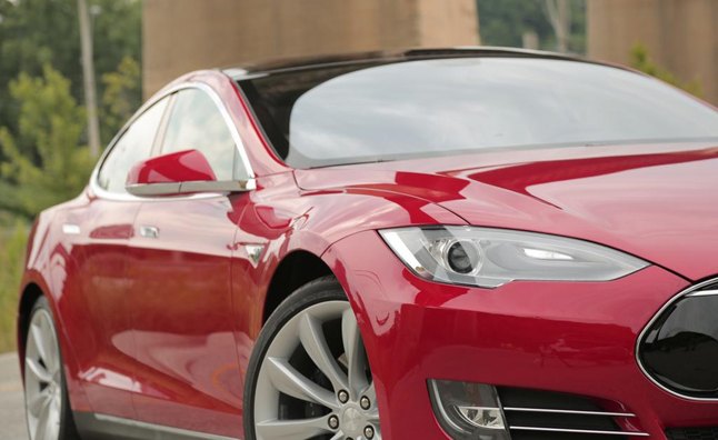 Tesla Model S Fire Reported in Toronto Garage | AutoGuide.com