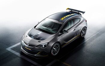 Vauxhall Astra VXR Extreme Pushes 296HP to Front Wheels