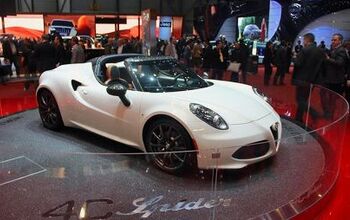 Alfa Romeo 4C Spider Doesn't Have Ugly Headlights